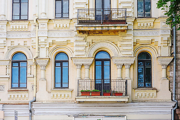 포토 JPG 해외이미지 외관 종교 문화 벽 건축양식 창문 벽돌 출입구 바닥 프레임 실내 사람없음 건물 목재 빨간색 교회 문 어둠 기둥 사찰 성 복도 변화 황금 우아함 아치 대문 베트남 박쥐 목각 복잡 수녀원 숭배 이국적 해외202004 해외포토 나무 건축물 건축 컬러 컨셉 재료 포유류 종교건축 내부 동남아시아 파일형식 이미지허브