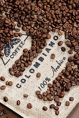 포토 JPG 해외이미지 커피 음료 음식 실내 사람없음 인테리어 갈색 카페 원두 닫기 굽기 사인 아라비카 정물화 카페인 해외202004 해외포토 디자인 컬러 모션 내부 상점 구이 그림 파일형식 이미지허브