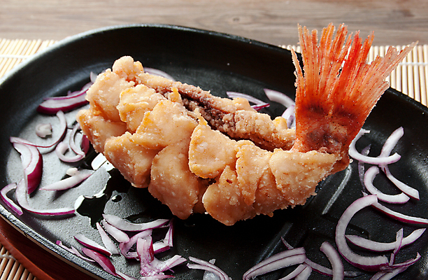 포토 JPG 해외이미지 전통 접시 아시아 음식 다이어트 채소 젓가락 건강 육류 어류 요리 동양인 사람없음 식사 중국 달콤 맛 굽기 동쪽 해외202004 해외포토 식기 나라 컨셉 식재료 수저 인종 수중동물 구이 방향 파일형식 이미지허브