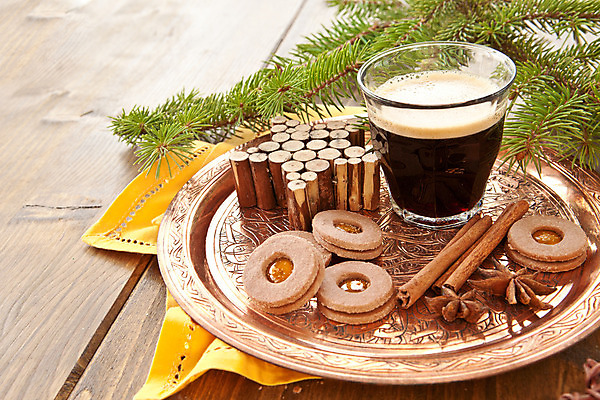 포토 JPG 해외이미지 접시 별 커피 음료 백그라운드 크리스마스 겨울 유리 디저트 사람없음 목재 장식 컵 쿠키 수확 나뭇가지 뜨거움 향신료 에스프레소 노엘 따뜻한음료 시나몬 카피스페이스 해외202004 해외포토 자연요소 나무 식기 계절 기념일 음식 농업 재료 재질 공백 향미료 파일형식 이미지허브