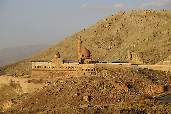 포토 JPG 해외이미지 건축물 여행 중동 건축양식 하늘 산 사람없음 관광지 궁전 역사 칠면조 옛날 해외202004 해외포토 건축 나라 고건축 조류 파일형식 이미지허브