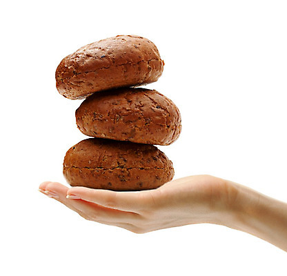 포토 JPG 해외이미지 백인 전통 손 여자 음식 컨셉 다이어트 부분 손가락 건강 손바닥 3 옥수수 사람 사람없음 갈색 빵집 엄지손가락 껍질 흰색 신선 잡기 맛 아침식사 낟알 손톱 시리얼 굽기 손목 피부 주기 팔 보여주기 적재 내추럴 고립 번 탄수화물 페스츄리 호밀 해외202004 해외포토 서양인 빵 컬러 모션 곡류 신체부위 상점 식사 구이 파일형식 이미지허브