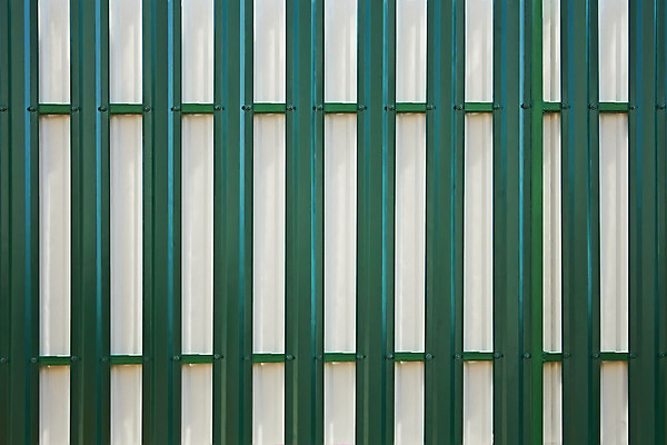 포토 JPG 해외이미지 모양 외관 산업 벽 백그라운드 패턴 부분 추상 새로움 안전 사람없음 야외 옆모습 세로 초록색 울타리 햇빛 금속 힘 줄무늬 공백 흰색 경계선 나사 바 보호 파편 그늘 엉덩이 철 묘사 질감 잠금 보안 볼트 평행 신발장 줄서기 철강 철책 해외202004 해외포토 선 뷰포인트 컬러 컨셉 무늬 모션 재질 신체부위 담장 태양 공구 경계 파일형식 이미지허브