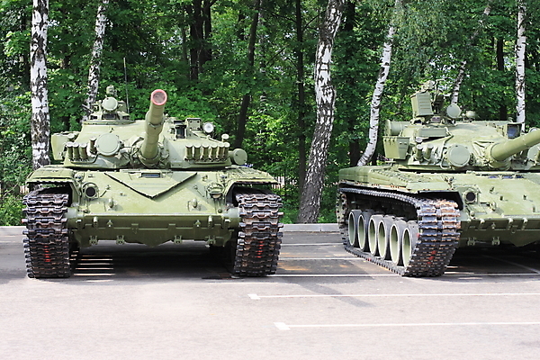 포토 JPG 해외이미지 사람없음 탑 총 전쟁 탱크 예약 해외202004 해외포토 건축물 무기 파일형식 이미지허브