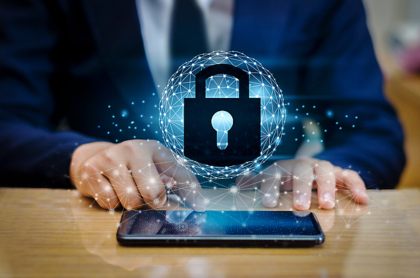 포토 JPG 해외이미지 아이콘 손 백그라운드 컨셉 인터넷 일러스트 비즈니스 모바일 주택 자물쇠 안전 사람없음 스마트폰 핸드폰 컴퓨터 알약 디지털 스크린 자료 웹 터치 정보 잡기 오픈 네트워크 플랫 바이러스 암호 보호 연결 사이버 전화기 스마트 심볼 잠금 보안 시스템 온라인 해커 고립 사생활 가상 해외202004 해외포토 모션 건물 신체부위 전자제품 스마트기기 약 범죄 파일형식 이미지허브