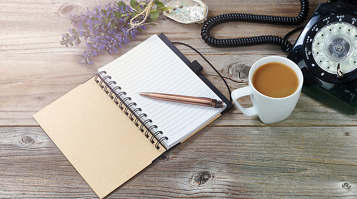 포토 JPG 해외이미지 전통 꽃 종이 커피 선 비즈니스 통신 자연 사람없음 목재 장식 빛 스마트폰 펜 수확 골동품 껍질 시골 업무 오브젝트 복고 아날로그 다이얼 랜 옛날 효과 해외202004 해외포토 나무 식물 음료 농업 재료 핸드폰 스마트기기 필기구 작업 생태계 파일형식 이미지허브