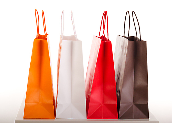 포토 JPG 해외이미지 계절 크리스마스 가방 비즈니스 탁자 성공 휴가 부활절 선물 사람없음 금융 쇼핑 컬러풀 쇼핑백 유행 판매 기쁨 흰색 축하 생일 고급 구매 쇼핑몰 무역 상업 고립 노엘 쇼퍼홀릭 해외202004 해외포토 잡화 기념일 감정 산업 컬러 가구 컨셉 경제 파일형식 이미지허브