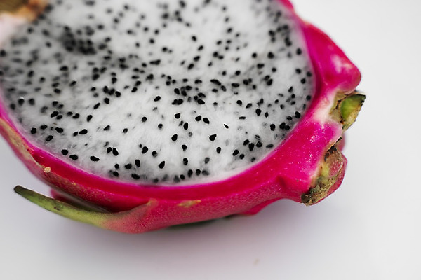 포토 JPG 해외이미지 아시아 음식 분홍색 조각 백그라운드 잎 다이어트 과일 태국 자연 선인장 건강 씨앗 동양인 사람없음 빨간색 초록색 활발 흰색 용 신선 닫기 달콤 맛 자르기 먹기 유기농 날것 내추럴 고립 숙성 이국적 해외202004 해외포토 식물 웰빙 나라 컬러 컨셉 모션 인종 생태계 파일형식 이미지허브