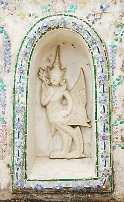 포토 JPG 해외이미지 전통 디자인 여자 문화 조각 신체 미술 서기 사람 사람없음 장식 세로 조각상 숫자 골동품 흰색 사찰 역사 옛날 해외202004 해외포토 문자 컬러 종교건축 모션 문화예술 조형물 파일형식 이미지허브