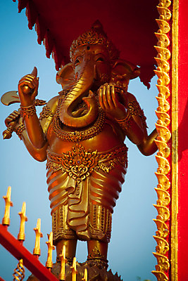 포토 JPG 해외이미지 전통 아시아 종교 문화 선 조각 여행 불교 요가 태국 휴가 사람없음 건물 조각상 탑 힘 기도 사찰 승려 명상 예배 부처 베트남 캄보디아 라오스 귀족 미얀마 사리탑 숭배 신앙심 옛날 철학 힌두교 해외202004 해외포토 건축물 웰빙 교육 나라 종교건축 조형물 동남아시아 성직자 파일형식 이미지허브