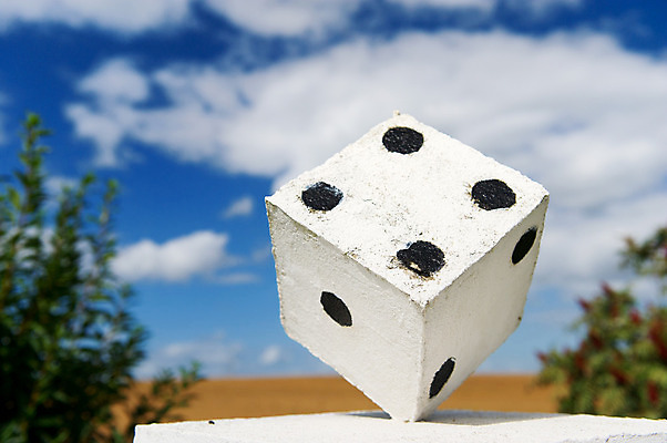 포토 JPG 해외이미지 구름 자연 놀이 서기 풍경 사람없음 야외 게임 바위 죽음 도박 큼 해외202004 해외포토 자연요소 모션 돌_바위 크기 생태계 파일형식 이미지허브