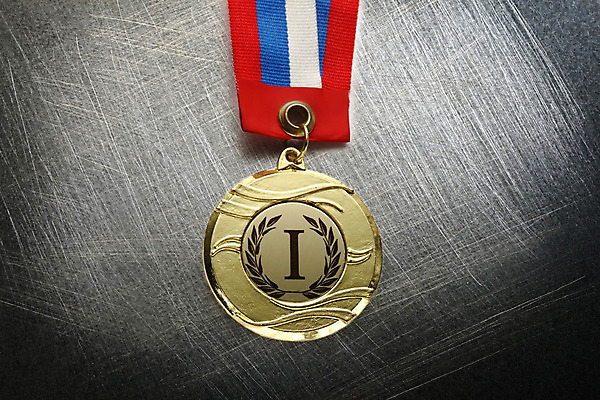 포토 JPG 해외이미지 1 산업 리본 스포츠 백그라운드 부분 성공 사람없음 빨간색 파란색 금속 경쟁 회색 흰색 우승 원형 수리 상패 트로피 메달 심볼 싱글 배지 명예 고립 복원 철강 필승 하드웨어 해외202004 해외포토 도형 컬러 컨셉 재질 컴퓨터 최고 상_우승 상_상패 파일형식 이미지허브