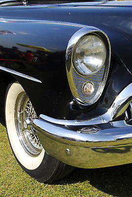 포토 JPG 해외이미지 디자인 자동차 사람없음 빨간색 초록색 운전 바퀴 클래식 스포트라이트 모터 해외202004 해외포토 육상교통 컬러 컨셉 모션 파일형식 이미지허브