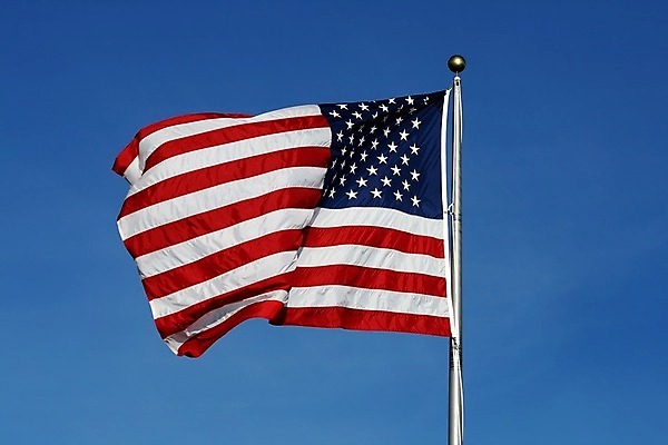 포토 JPG 해외이미지 별 파도 백그라운드 하늘 바람 휴가 기념 사람없음 야외 빨간색 파란색 태양 미국 봄 줄무늬 흰색 깃발 4 투표 쇼 기념물 애국심 7월 대통령 독립 전국 정부 해외202004 해외포토 자연요소 계절 바다 컬러 북아메리카 무늬 날씨 숫자 날짜 선거 파일형식 이미지허브