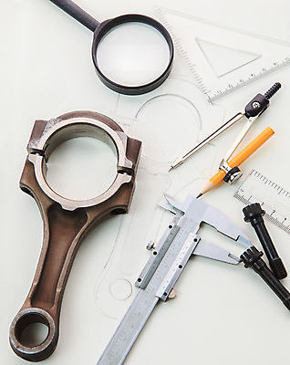 포토 JPG 해외이미지 디자인 교육 종이 자동차 사람없음 금속 기계 장비 흰색 공구 업무 작업 그리기 엔지니어 확대 스케치 철 오브젝트 그림 엔진 공학 모터 디젤 실린더 엘리먼트 자동 철강 해외202004 해외포토 육상교통 컬러 모션 재질 미술 도구 기술자 파일형식 이미지허브