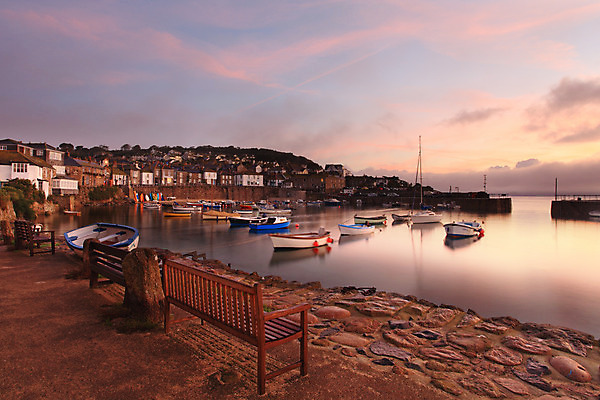 포토 JPG 해외이미지 유럽 물결 바다 여행 건축양식 자연 하늘 아침 낚시 영국 잉글랜드 주택 풍경 사람없음 야외 마을 항구 일몰 새벽 만 보트 장면 포트 내추럴 콘월 해외202004 해외포토 주간 자연요소 건축 나라 배_교통 교통시설 레저 건물 노을 생태계 파일형식 이미지허브