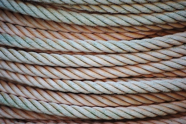 포토 JPG 해외이미지 선 밧줄 줄 바다 백그라운드 패턴 새로움 항해 사람없음 가로 힘 줄무늬 장비 시골 직물 원형 거친 고리 황무지 실 묶기 질감 섬유 포트 짜임 감싸기 뱃놀이 엮은 해외202004 해외포토 도형 컨셉 무늬 배_교통 모션 전통놀이 파일형식 이미지허브