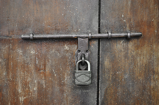 포토 JPG 해외이미지 외관 백그라운드 표면 날씨 주택 건조 자물쇠 안전 사람없음 목재 장식 갈색 문 금속 힘 수확 골동품 거친 보호 낟알 묘사 오브젝트 질감 복고 잠금 보안 구식 그런지 옛날 해외202004 해외포토 나무 컬러 컨셉 농업 재료 재질 건물 파일형식 이미지허브