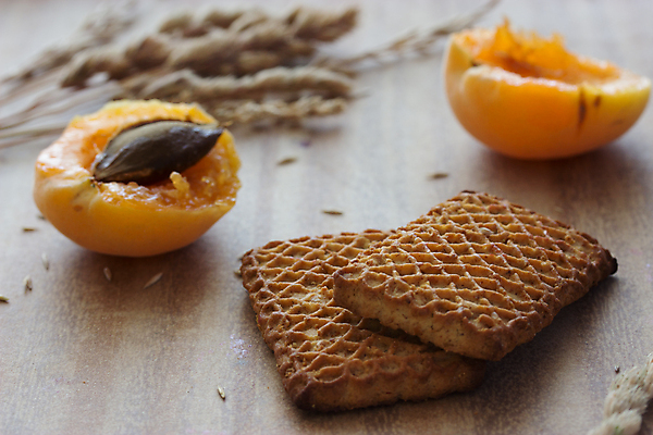 포토 JPG 해외이미지 꽃 음식 다이어트 탁자 디저트 주택 건강 요리 씨앗 사람없음 목재 장식 갈색 쿠키 케이크 식사 빵집 시골 대접 신선 닫기 달콤 맛 아침식사 낟알 시리얼 굽기 먹기 냅킨 귀 복숭아 깨 칼로리 스파이크 내추럴 뷔페 살구 오트밀 채식주의자 페스츄리 핸드메이드 귀리 해외202004 해외포토 나무 식물 빵 컬러 가구 컨셉 과일 식재료 재료 모션 곡류 건물 신체부위 상점 조미료 구이 채식 파일형식 이미지허브