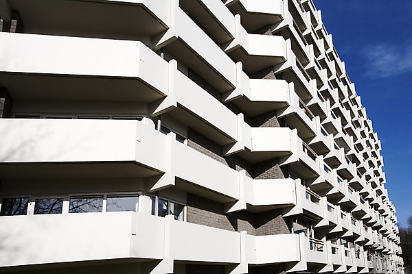 포토 JPG 해외이미지 라이프스타일 건축물 건축양식 하늘 부동산 주택 사람없음 건물 인테리어 발코니 흰색 도시 플랫 네덜란드 시티라이프 콘크리트 해외202004 해외포토 디자인 건축 유럽 컬러 생활 재산 파일형식 이미지허브