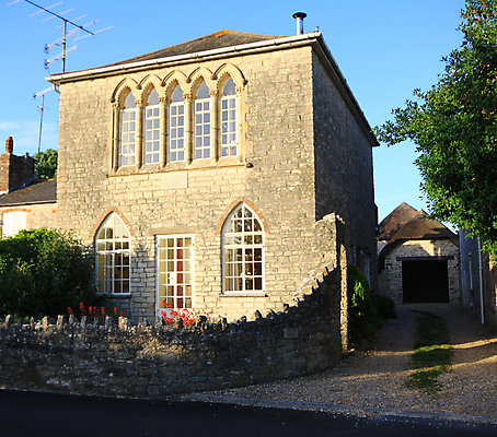 포토 JPG 해외이미지 나무 전통 영어 외관 벽 잎 건축양식 창문 자연 유리 하늘 벽돌 출입구 잉글랜드 주택 이끼 사람없음 야외 건물 초록색 물 파란색 강 문 정원 흐름 시골 개울 역사 재산 시멘트 옛날 해외202004 해외포토 자연요소 식물 문자 건축물 건축 컬러 컨셉 재질 영국 금융 생태계 파일형식 이미지허브