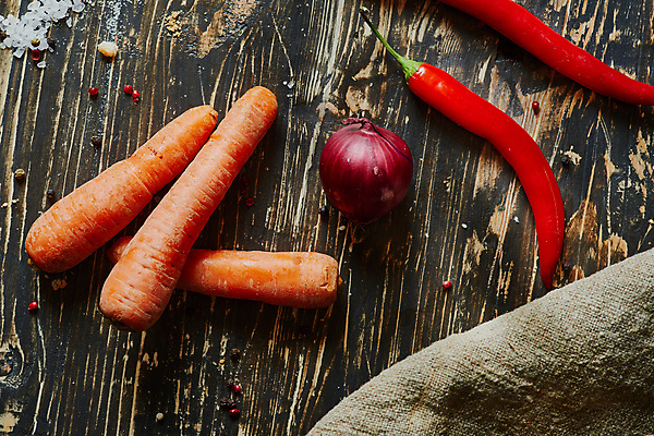 포토 JPG 해외이미지 음식 빵 조각 토마토 채소 건강 육류 요리 사람없음 목재 식사 저녁식사 침묵 소고기 시골 아침식사 허브 속도 상쾌 점심식사 핸드메이드 해외202004 해외포토 나무 식물 감정 식재료 재료 소리 파일형식 이미지허브