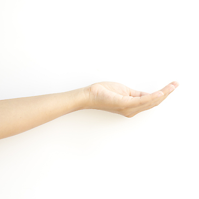 포토 JPG 해외이미지 손 실내 들기 손짓 신체부위 획득 해외202004 해외포토 모션 사람 내부 파일형식 이미지허브