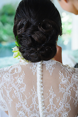 포토 JPG 해외이미지 헤어스타일 손 드레스 여자 꽃 리본 줄기 꽃다발 결혼 추상 국화 사랑 사람 이벤트 성인 사람없음 초록색 장미 파티 흰색 축하 난초 우아함 다발 배열 활 싱글 질감 약혼 해외202004 해외포토 식물 옷 감정 컬러 컨셉 무늬 신체부위 약속 파일형식 이미지허브