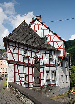 포토 JPG 해외이미지 유럽 여행 휴가 주택 독일 사람없음 야외 건물 관광지 햇빛 마을 도시 역사 옛날 해외202004 해외포토 건축물 나라 태양 파일형식 이미지허브