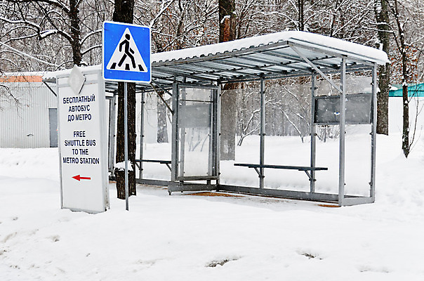 포토 JPG 해외이미지 계절 도로 조각 크리스마스 겨울 교통시설 자연 휴가 거리 버스 사람 사람없음 목재 파란색 산타클로스 걷기 냉동 얼음 추위 슬픔 안개 덮개 흰색 도시 역 고독 숲 사인 그림 서리 폭풍 북쪽 타운 무거움 눈보라 그만 방법 자동 폭설 억울 해외202004 해외포토 자연요소 나무 기념일 감정 길 육상교통 컬러 교통 재료 모션 날씨 대중교통 눈_날씨 뚜껑 무게 자연재해 방향 시설 생태계 파일형식 이미지허브