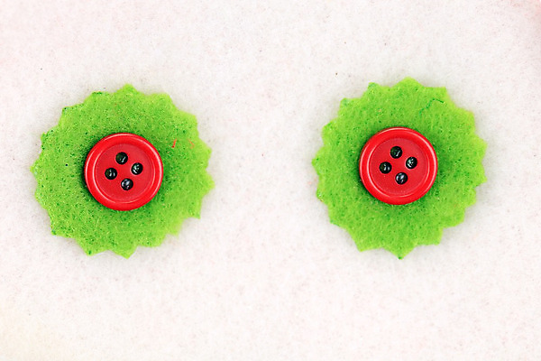 포토 JPG 해외이미지 백그라운드 2 사람없음 가로 빨간색 초록색 직물 구멍 질감 부드러움 솜털 줄서기 해외202004 해외포토 컬러 모션 감각 파일형식 이미지허브