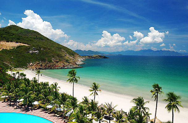 포토 JPG 해외이미지 나무 구름 라이프스타일 모래 스포츠 파도 바다 섬 여행 자연 하늘 호텔 휴가 휴식 손바닥 풍경 사람없음 물 여름 파란색 햇빛 태양 수영 침묵 꿈 고급 휴양지 베트남 장면 코코넛 추적 수평선 해외202004 해외포토 자연요소 식물 손 계절 컬러 컨셉 과일 모션 숙소 생활 동남아시아 소리 장소 수상스포츠 생태계 파일형식 이미지허브