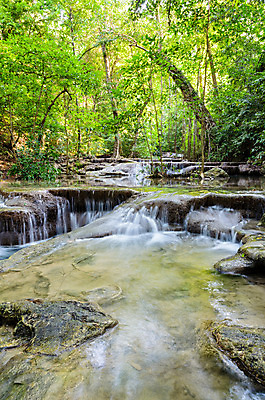 포토 JPG 해외이미지 나무 식물 공원 아시아 여행 잎 모션 태국 자연 국립공원 풍경 사람없음 야외 초록색 물 여름 여행객 폭포 흐름 바위 신선 개울 숲 열대우림 내추럴 해외202004 해외포토 자연요소 계절 공공시설 나라 컬러 컨셉 사람 강 돌_바위 생태계 파일형식 이미지허브