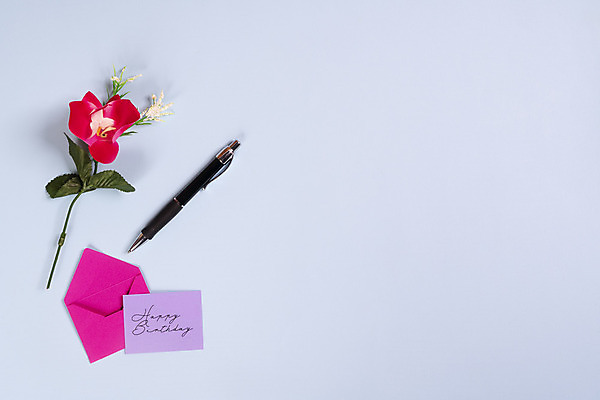 포토 JPG 해외이미지 디자인 기념일 행복 리본 종이 백그라운드 컨셉 휴가 새로움 기념 선물 이벤트 사람없음 그래픽 장식 빨간색 파란색 빛 쇼핑 컬러풀 노란색 파티 축제 희망 놀람 덮개 흰색 축하 인사 신용카드 생일 화려 메시지 연도 심볼 오브젝트 활 질감 정사각형 엽서 초대 소원 고립 해외202004 해외포토 도형 감정 컬러 표정 금융 뚜껑 예절 편지 파일형식 이미지허브