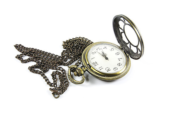 포토 JPG 해외이미지 모양 여자 시계 목걸이 불꽃 발렌타인데이 선물 사랑 사람없음 빛 유행 금속 검은색 골동품 흰색 하트 시간 은색 보석 손목시계 오브젝트 타이머 고립 팬던트 해외202004 해외포토 감정 컬러 장신구 데이이벤트 재질 불 사람 광석 파일형식 이미지허브