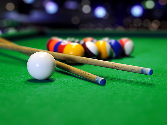 포토 JPG 해외이미지 1 스포츠 포즈 백그라운드 공 놀이 탁자 성공 실내 그림자 취미 사람없음 초록색 숫자 경쟁 줄무늬 게임 우승 점 원형 그룹 도박 8 당구 신호 조준 추적 신발장 여의주 유흥 해외202004 해외포토 도형 문자 컬러 가구 컨셉 무늬 모션 내부 구기 최고 파일형식 이미지허브