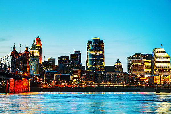 포토 JPG 해외이미지 여행 건축양식 전등 사람없음 건물 물 도시풍경 사무실 반사 고층빌딩 미국 황혼 새벽 도시 도심 야간 스카이라인 빛망울 해외202004 해외포토 자연요소 건축물 건축 북아메리카 비즈니스 조명 풍경 빌딩 빛 일몰 파일형식 이미지허브