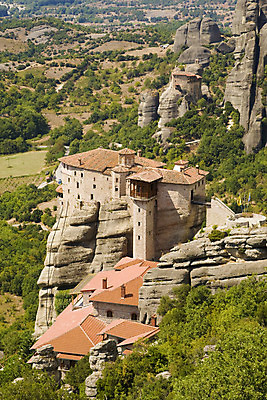 포토 JPG 해외이미지 전통 기독교 종교 여행 자연 하늘 휴가 산 파노라마 풍경 사람없음 야외 관광지 교회 침묵 기도 기둥 영혼 역사 고독 승려 그리스 과거 사암 천국 멀리 수녀원 옛날 웅장함 혼자 메테오라 해외202004 해외포토 건축 감정 유럽 컨셉 종교건축 촬영기법 건물 소리 세계문화유산 돌_바위 성직자 생태계 파일형식 이미지허브