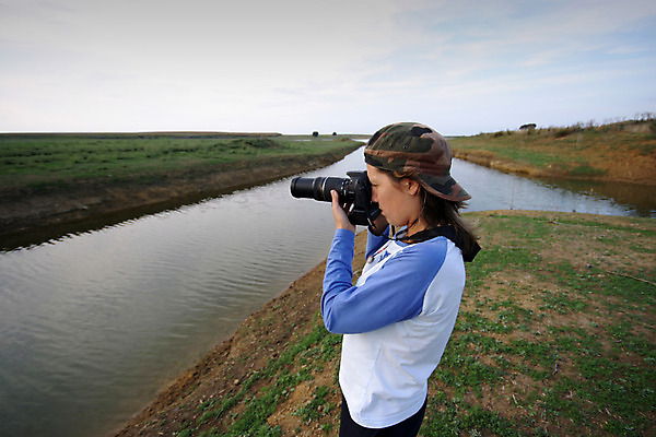 포토 JPG 해외이미지 자연 한명 풍경 물 발사 사진사 해외202004 해외포토 자연요소 1 사람 작가 생태계 파일형식 이미지허브