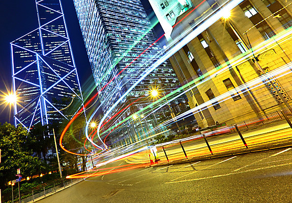 포토 JPG 해외이미지 아시아 도로 이동 비즈니스 교통시설 거리 사람없음 건물 파란색 빛 도시풍경 중국 새벽 운전 도시 도심 야간 저녁 소프트포커스 타운 홍콩 해외202004 해외포토 자연요소 건축물 나라 길 컬러 교통 컨셉 모션 촬영기법 풍경 시설 파일형식 이미지허브