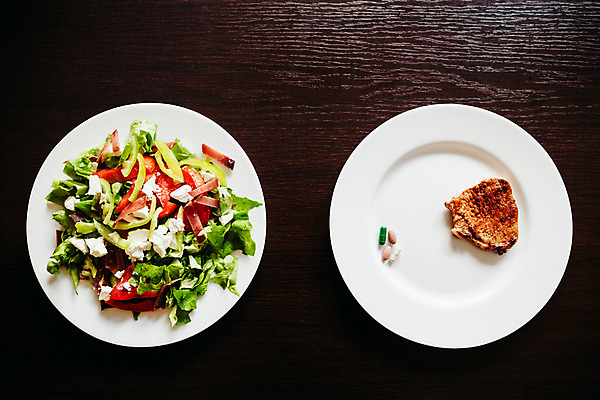 포토 JPG 해외이미지 식물 접시 음식 백그라운드 다이어트 채소 건강 육류 돼지고기 사람없음 목재 치료 초록색 알약 약 노란색 활발 샐러드 소고기 약초 허브 유기농 건강식 내추럴 보충 마약 항생제 해외202004 해외포토 나무 식기 웰빙 컬러 컨셉 식재료 재료 의학 풀_식물 파일형식 이미지허브