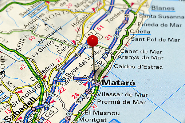 포토 JPG 해외이미지 도로 여행 세계지도 지도 사람없음 파란색 관광지 스페인 압정 배열 방향 출장 염원 해외202004 해외포토 유럽 길 컬러 비즈니스 교통시설 세계 사무용품 파일형식 이미지허브