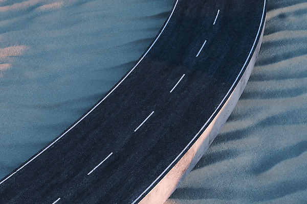 포토 JPG 해외이미지 도로 길 선 모래 파도 여행 백그라운드 곡선 일러스트 자연 휴가 산 거리 건조 풍경 사람없음 야외 여름 모래사장 3D 맑음 줄무늬 사막 자유 뜨거움 고속도로 황무지 보행로 아스팔트 언덕 웨이브 점토 굴곡 땅바닥 루트 방법 수평선 해외202004 해외포토 계절 바다 컨셉 무늬 교통시설 날씨 바닥 디지털합성 생태계 파일형식 이미지허브