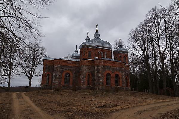 포토 JPG 해외이미지 구름 전통 외관 유럽 기독교 종교 문화 여행 십자가 건축양식 하늘 사람없음 야외 건물 성당 교회 사찰 역사 심볼 러시아 장면 기념물 랜드마크 러시아인 옛날 전국 해외202004 해외포토 자연요소 서양인 건축물 건축 나라 종교건축 파일형식 이미지허브