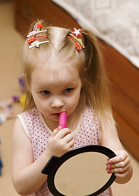 포토 JPG 해외이미지 1 라이프스타일 여자 얼굴 상상 한명 사람 화장품 활발 신선 피부 유일 완전 해외202004 해외포토 컨셉 생활 신체부위 뷰티 파일형식 이미지허브