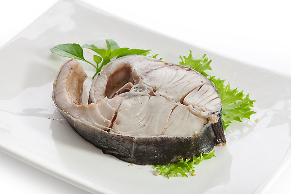 포토 JPG 해외이미지 접시 클리핑패스 음식 조각 건강 어류 사람없음 초록색 식사 저녁식사 튀김 흰색 신선 수증기 상추 굽기 해산물 바질 말뚝 고립 해외202004 해외포토 식기 컬러 채소 수중동물 구이 파일형식 이미지허브