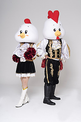 포토 JPG 스튜디오촬영 전신 여자 남자 응원 새해 실내 서기 두명 앞모습 30대 파이팅 닭띠 닭 닭캐릭터 치어리더 응원복 응원단 응원수술 닭머리 동물탈 응원단장 인형탈 성인만 정유년 국내포토 옷 뷰포인트 동물캐릭터 모션 조류 사람 내부 장년 응원용품 십이지신 탈 파일형식 2017년