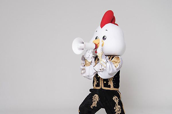 포토 JPG 스튜디오촬영 남자 응원 새해 실내 한명 서기 상반신 옆모습 30대 파이팅 확성기 외침 닭띠 닭 닭캐릭터 응원복 응원단 닭머리 동물탈 응원단장 인형탈 성인남자한명만 정유년 국내포토 1 옷 뷰포인트 동물캐릭터 모션 조류 사람 내부 장년 소리 십이지신 탈 남자한명만 성인남자만 파일형식 2017년