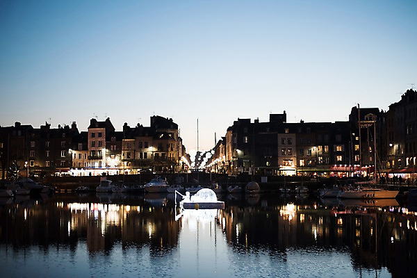 포토 JPG 해외풍경 유럽풍경 풍경 사람없음 야외 프랑스 야간 부둣가 옹플뢰르 국내포토 자연요소 해외 유럽 항구 파일형식