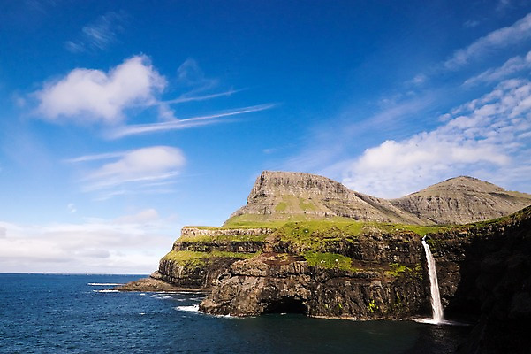 포토 JPG 주간 해외풍경 바다 자연 하늘 풍경 사람없음 야외 절벽 폭포 동굴 페로제도 보가르섬 국내포토 자연요소 해외 섬 덴마크 생태계 파일형식
